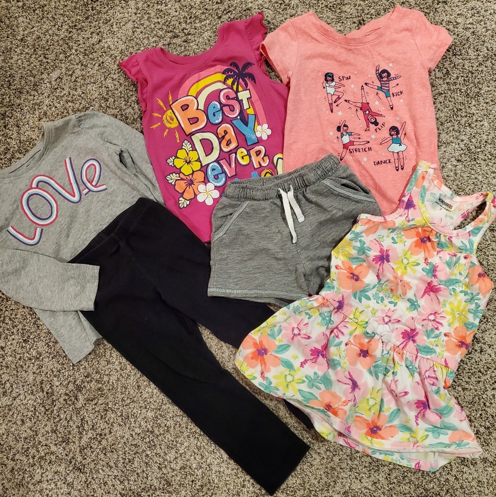 Girls spring/summer lot size 3T